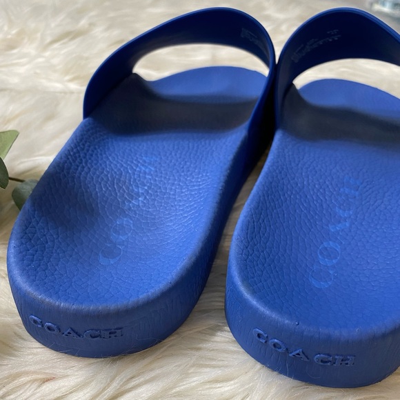COACH Men's Signature Pool Slides - Picture 5 of 7